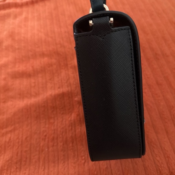 kate spade Black and Cream Mini Bag. - Picture 10 of 13